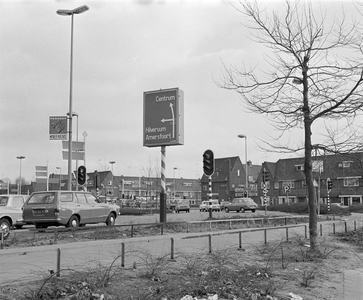 857452 Afbeelding van een wegwijzer aan de Thomas à Kempisweg te Utrecht, ter hoogte van de kruising met de ...